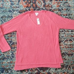 Old Navy shaker stitch v-neck sweater